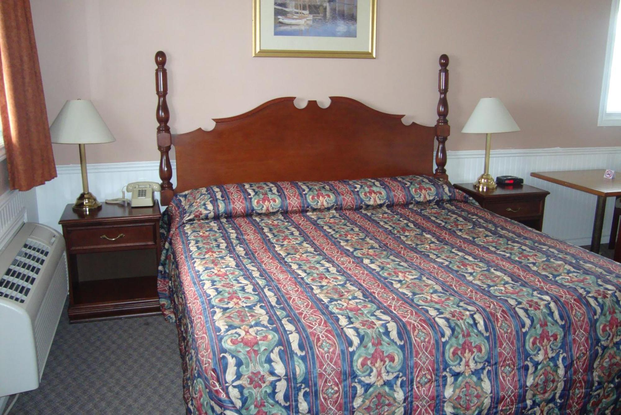Royal Napanee Inn ナパニー エクステリア 写真